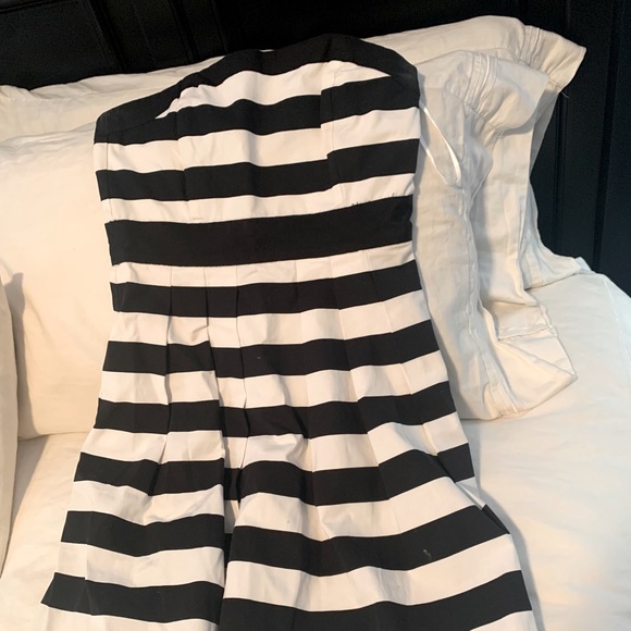 Black & White Strip Dress - Picture 1 of 1